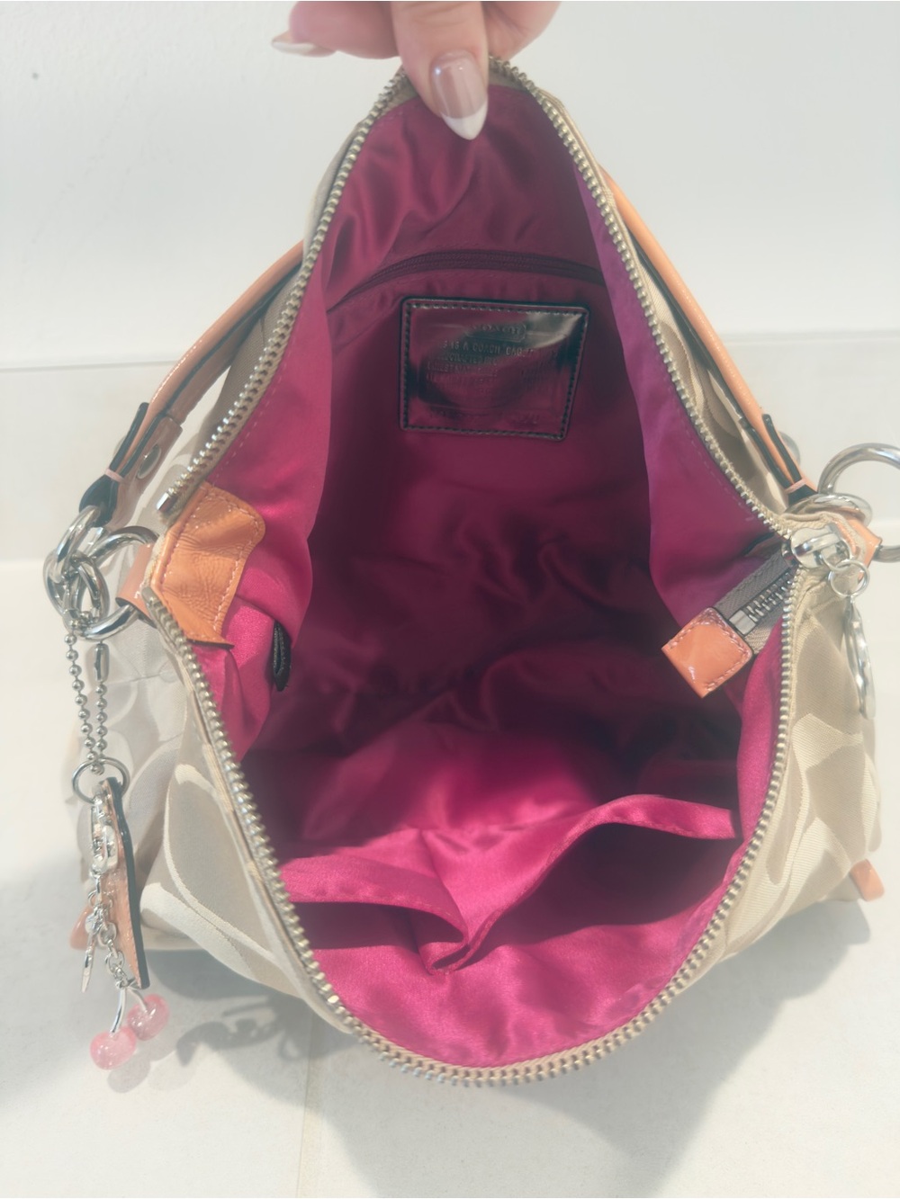 🧡 Coach Poppy Signature C Monogram Beige Hobo Hippie Crossbody/ Shoulder Bag - Picture 9 of 16